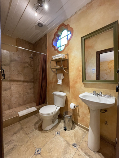 Bathroom 3, Hotel NASS Casa del Aguila, Cuenca