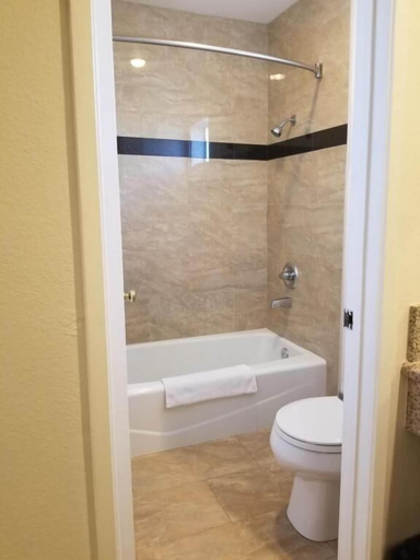 Bathroom 5, Starlight Inn Huntington Beach, Orange