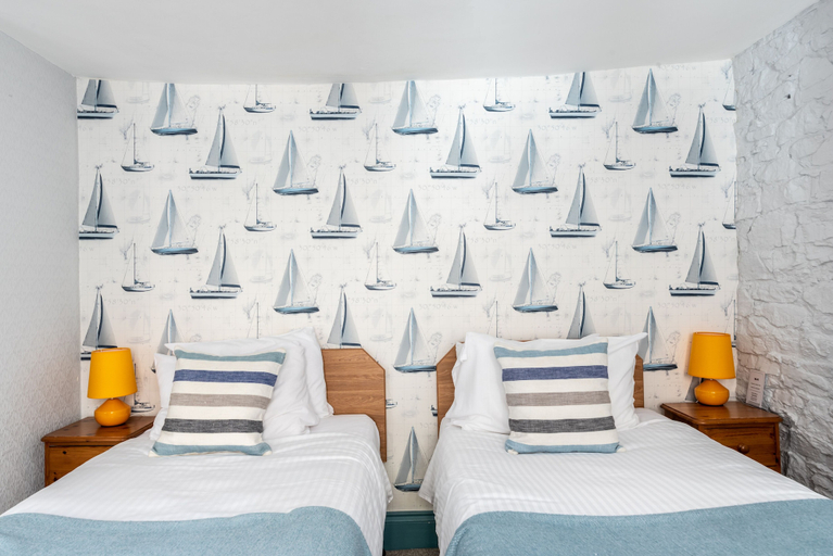 Bedroom 5, Harbour View, Torbay
