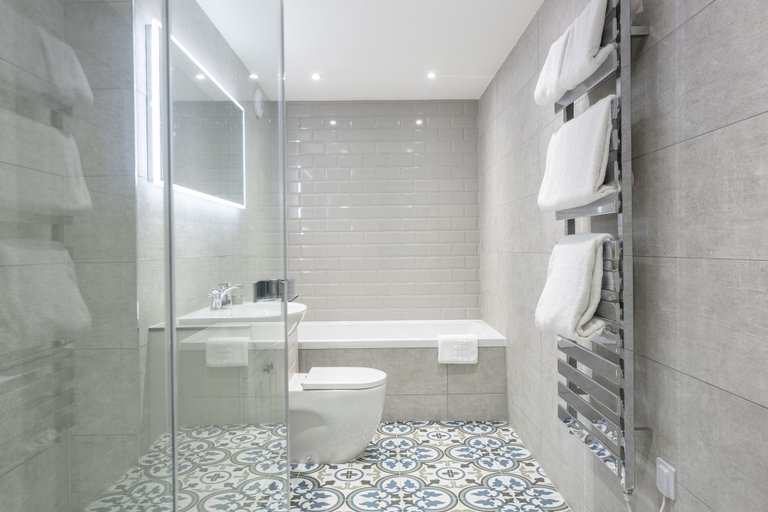 Bathroom 4, Knipoch House Hotel, Argyll and Bute