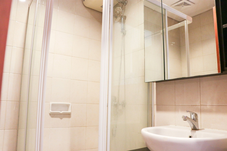 Bathroom 3, Full Furnished With Comfort Design 2Br Apartment At Thamrin Residence, Jakarta Pusat