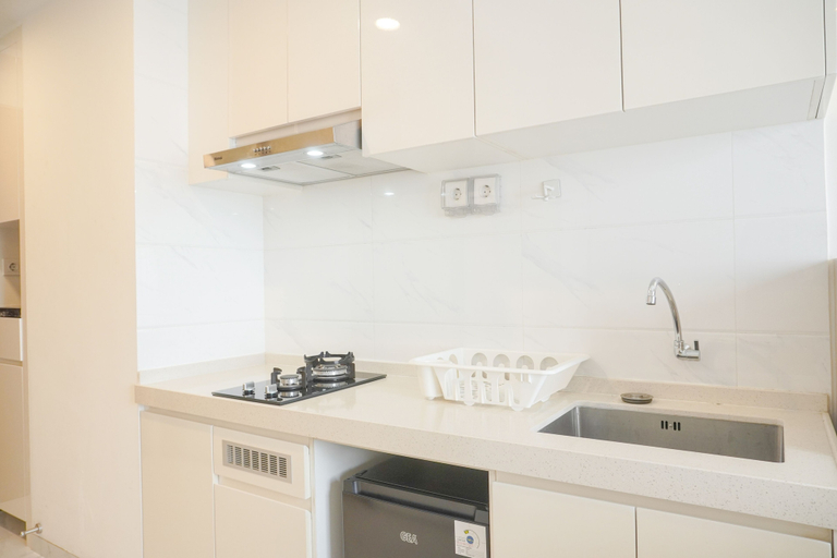 Others 3, Best Choice And Nice Studio At Sky House Bsd Apartment, South Tangerang