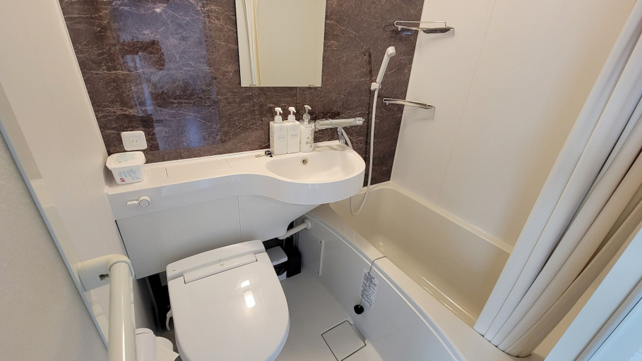 Bathroom, Villa Feliz 101, Naha