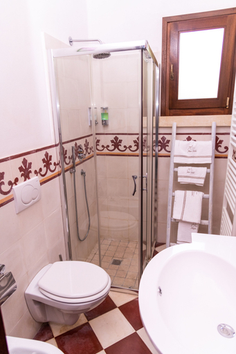 Bathroom 4, Masseria Caliani, Lecce