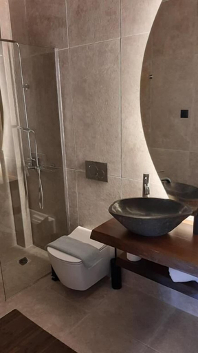 Bathroom 5, Leone Suites, West Greece