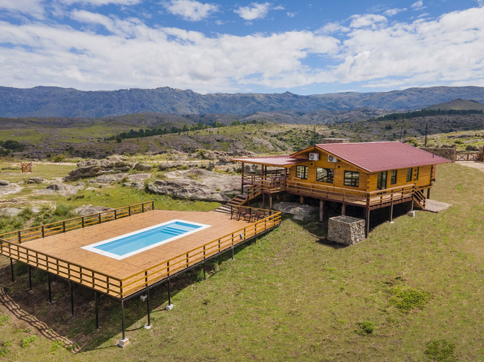 Exterior & Views 2, ALMA SERRANA SUITES, Calamuchita