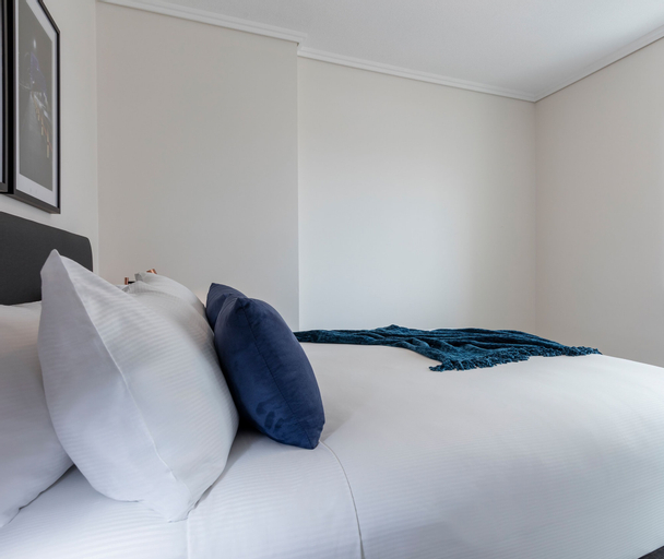 Bedroom 3, Oaks Brisbane Casino Tower Suites, Brisbane