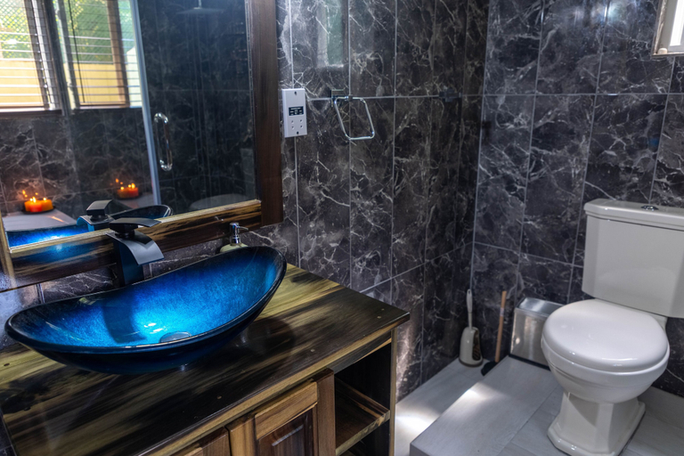 Bathroom 3, Topaz Apartment Villas-Pool Side Piton v