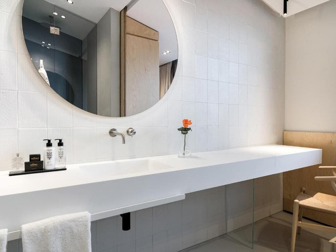 Bathroom 3, Criu Boutique Hotel, Catania