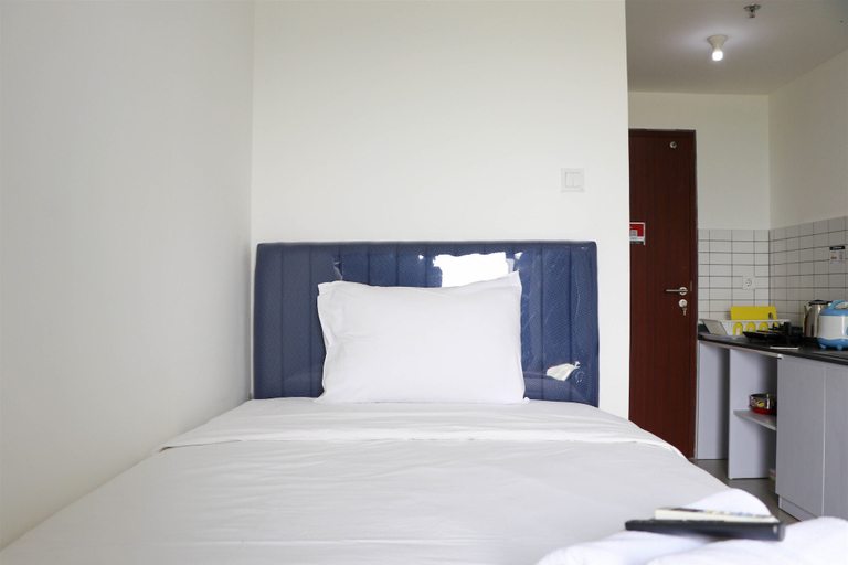 Bedroom 3, Cozy And Comfort Stay Studio Sayana Bekasi Apartment, Bekasi