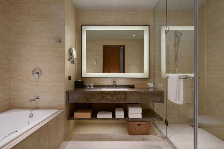 Bathroom 5, Courtyard by Marriott Taipei, Taipei City