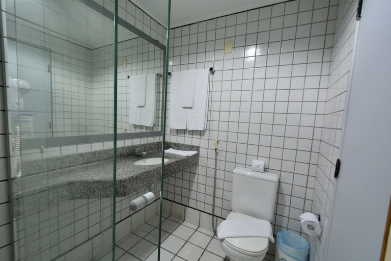Bathroom 5, Brisamar Hotel & SPA São Luís, São Luis