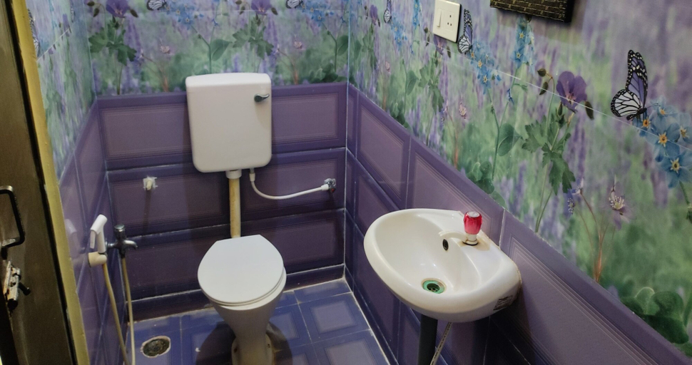 Bathroom 3, PPH Living Lakshmi Palace, Madurai