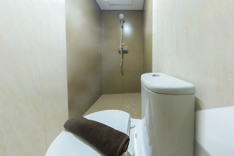 Bathroom 2, Spacious And Wonderful 1Br Tamansari Bintaro Mansion Apartment, South Tangerang