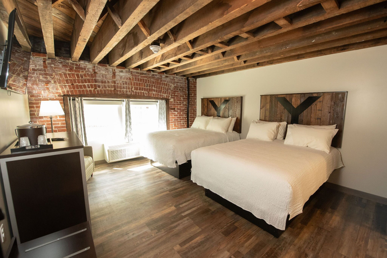 Bedroom 2, The Y On Broadway, Carbon