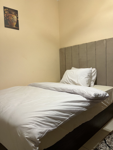 Bedroom, King Badr pyramids inn, Al-Ahram