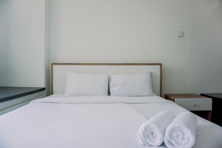 Bedroom 3, Homey And Comfort Living Studio Collins Boulevard Apartment, Tangerang