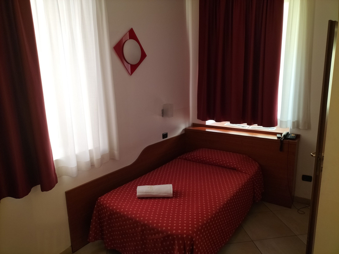 Bedroom 4, Hotel della Volta, Brescia