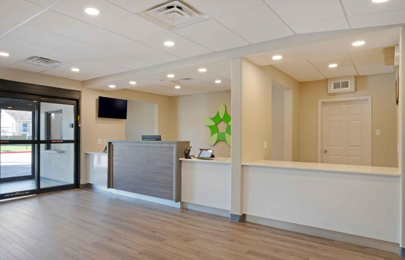 Public Area 3, Extended Stay America Suites - Baytown, Harris