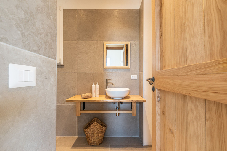 Bathroom 4, Borgo Le Niche by Wonderful Italy, Palermo