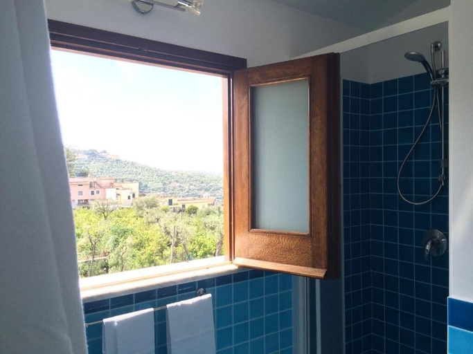 Bathroom 5, Relais Il Pennino, Napoli