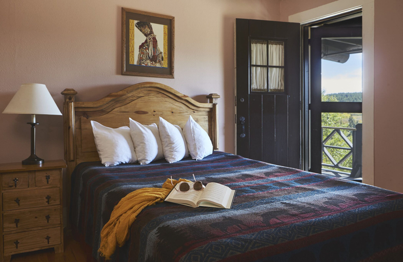 Bedroom 3, Glacier Park Lodge, Glacier