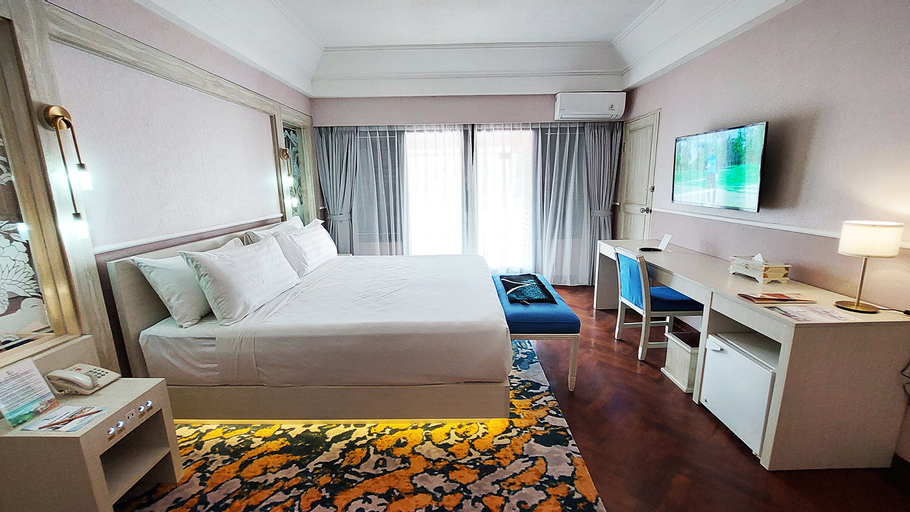 Bedroom 8