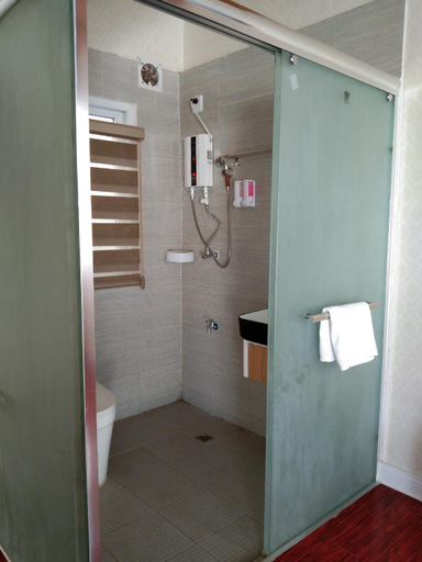 Bathroom, Brilliant SKY, Tagaytay City