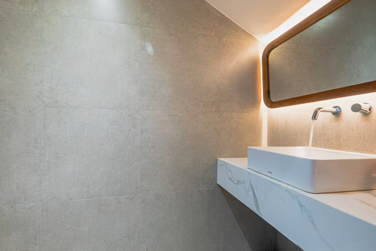 Bathroom 24