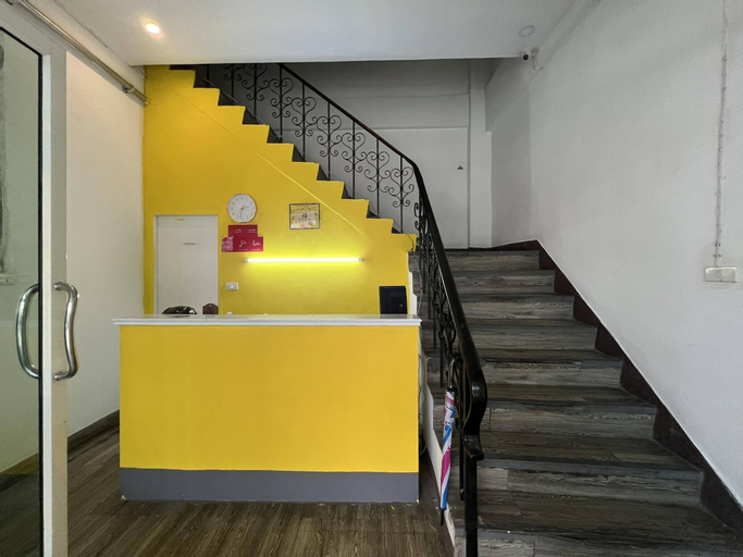 Public Area, comfy crib hostel, Wattana