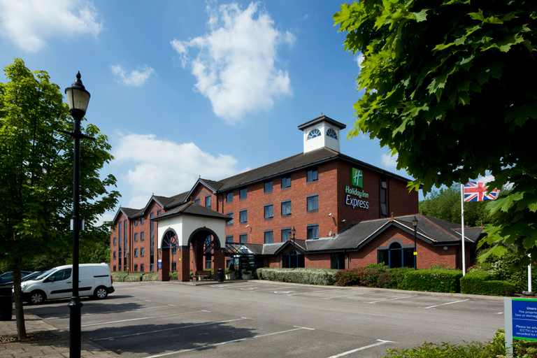 Exterior & Views 2, Holiday Inn Express STAFFORD by IHG, Staffordshire