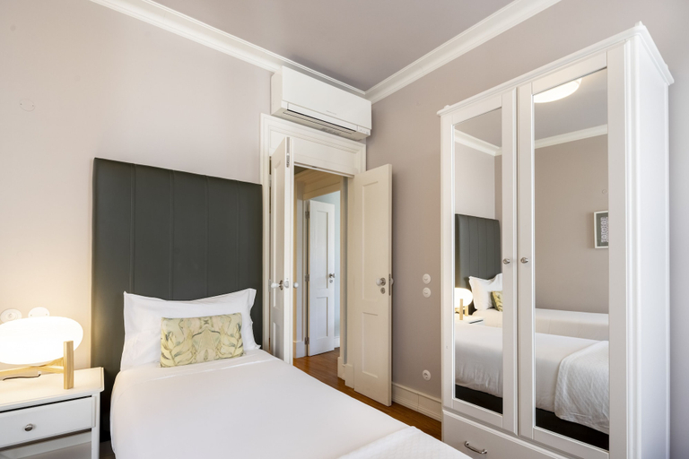 Bedroom 3, Chiado Camões - Lisbon Best Apartments, Lisbon