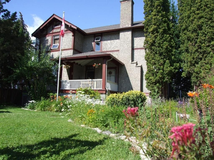 Exterior & Views 2, Stirling House Bed & Breakfast, Central Okanagan