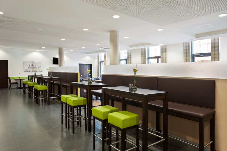 Food & Drinks 5, Holiday Inn Express AUGSBURG by IHG, Augsburg