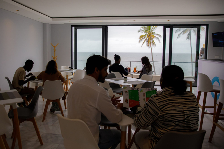 Food & Drinks 5, Cowork Lab Suites, Maputo