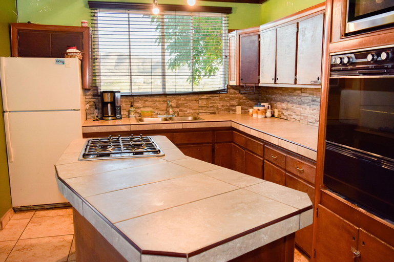 Dining Room 6