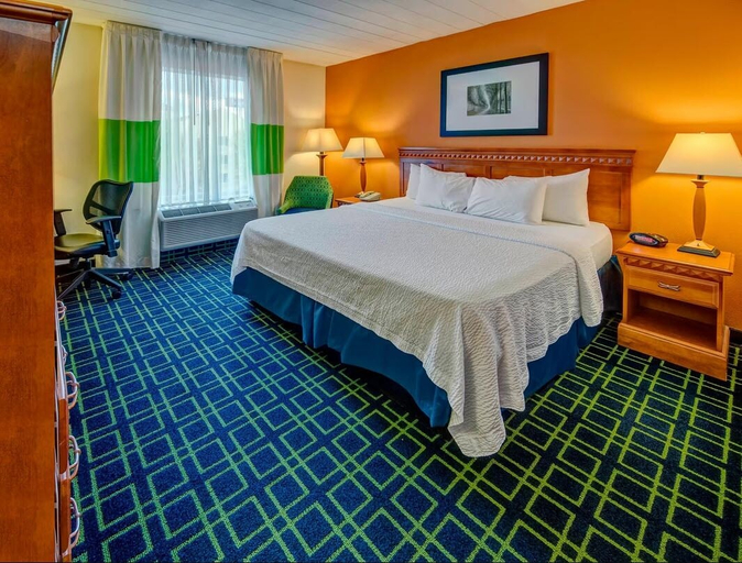 Bedroom 2, Fairfield Inn & Suites Murfreesboro, Rutherford
