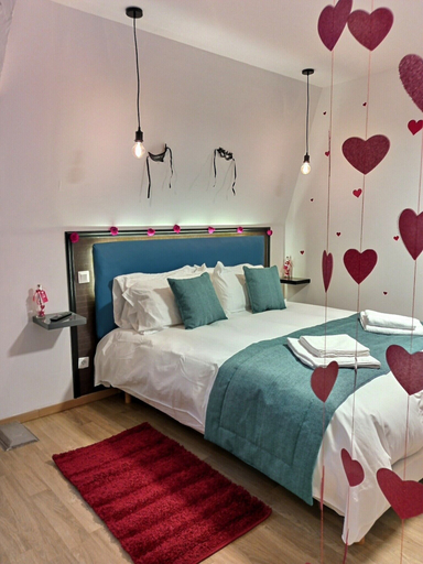 Bedroom 2, Les Suites Fénelon, Nord