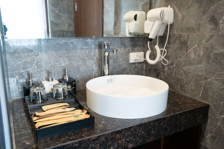 Bathroom 4, Châu Sơn Garden Resort, Ninh Bình