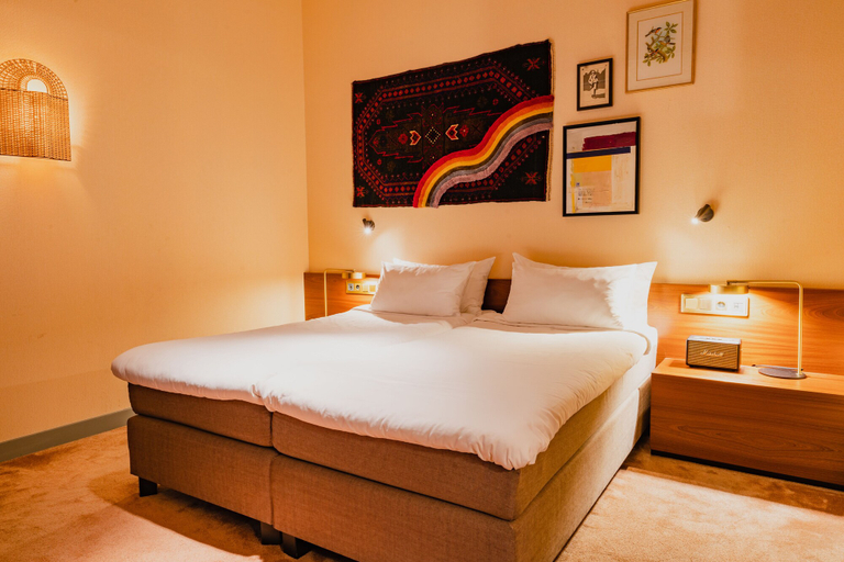 Bedroom 3, Hotel Mercier, Amsterdam