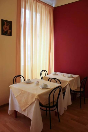 Food & Drinks 5, Hotel Romagna, Florence