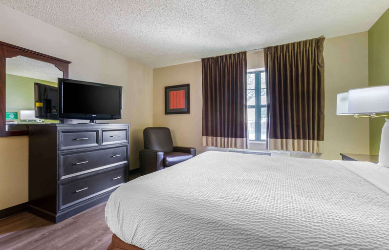 Bedroom 3, Extended Stay America Suites Phoenix Airport, Maricopa