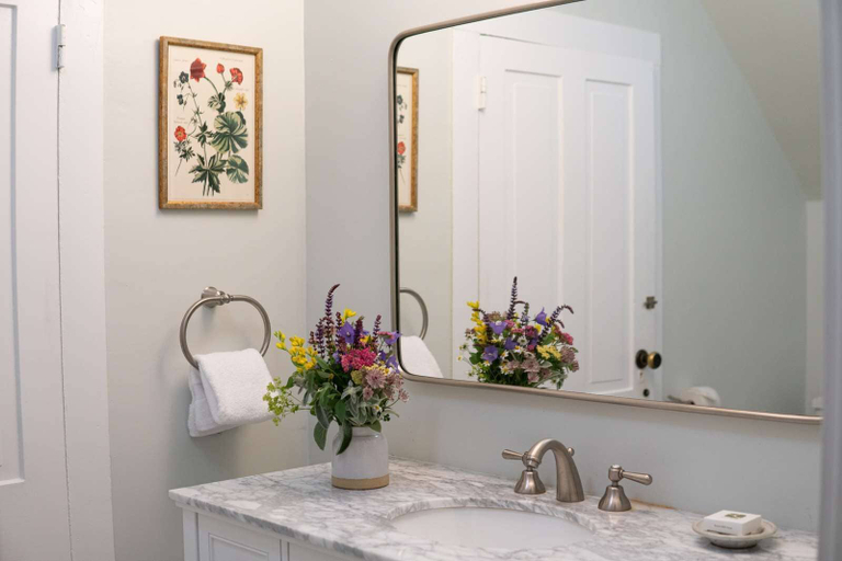 Bathroom 4, Woodstock Inn & Resort, Windsor