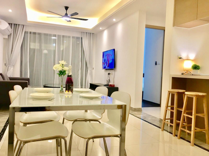 Food & Drinks, Luxurious Cosy 2 bedrooms Condo @ R&F Mall, Johor Bahru