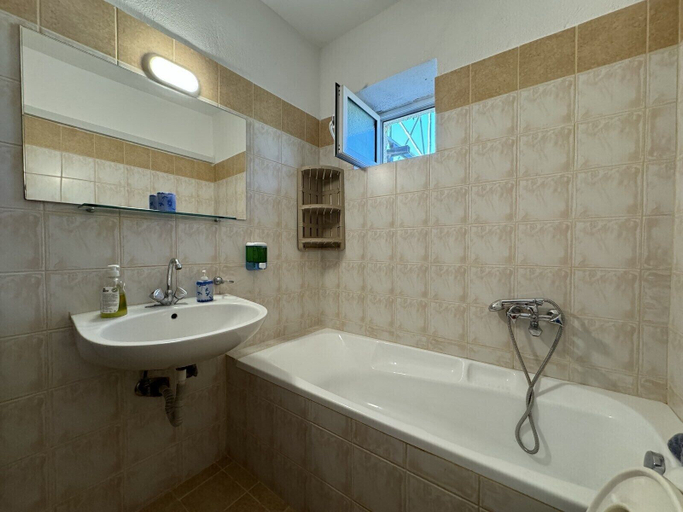 Bathroom 3, Garden Paradise in Megalochori Trikala, Thessaly
