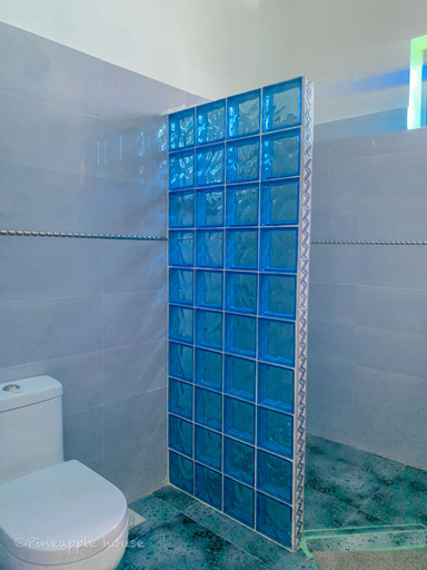 Bathroom 3, PINEAPPLE HOUSE, Kaskazini 'A'