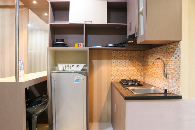 Others 4, Modern 2BR at Apartment Gateway Ahmad Yani Cicadas By Travelio, Bandung