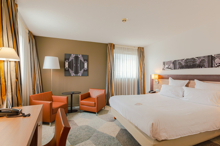 Bedroom 4, Holiday Inn MULHOUSE by IHG, Haut-Rhin