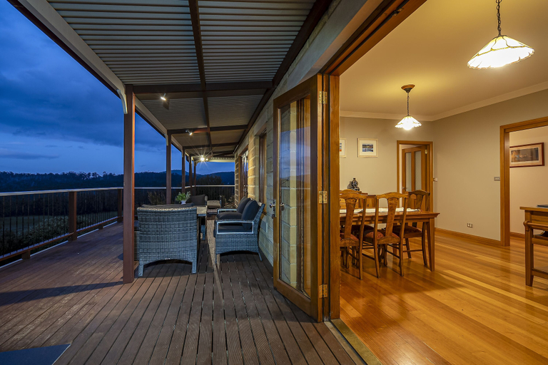 Food & Drinks 3, Manfield Country Bruny Island, Kingborough