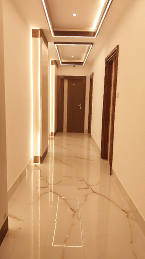Public Area, SS Guest House, Varanasi
